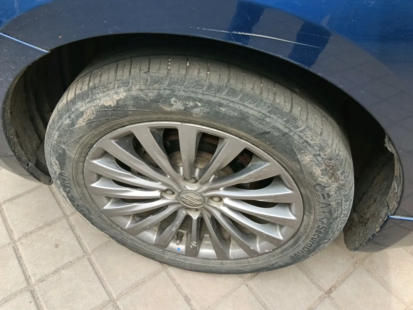 2017 Maruti Ciaz ALPHA 1.4 PETROL, Petrol, Manual, 1,32,734 km, tyre