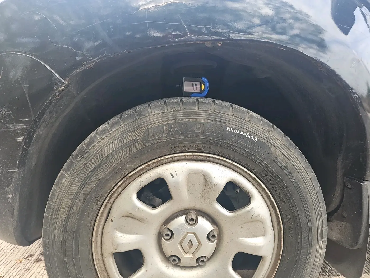 2014 Renault Duster RXL PETROL, Petrol, Manual, 51,663 km, tyre