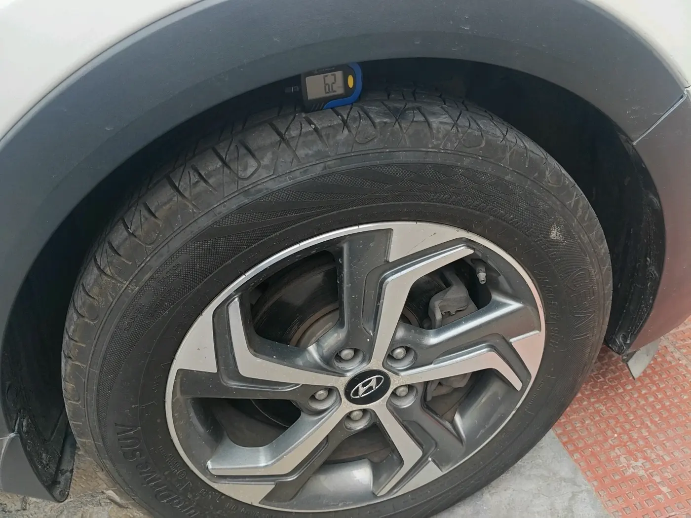2018 Hyundai Creta SX AT 1.6 PETROL, Petrol, Automatic, 83,990 km, tyre