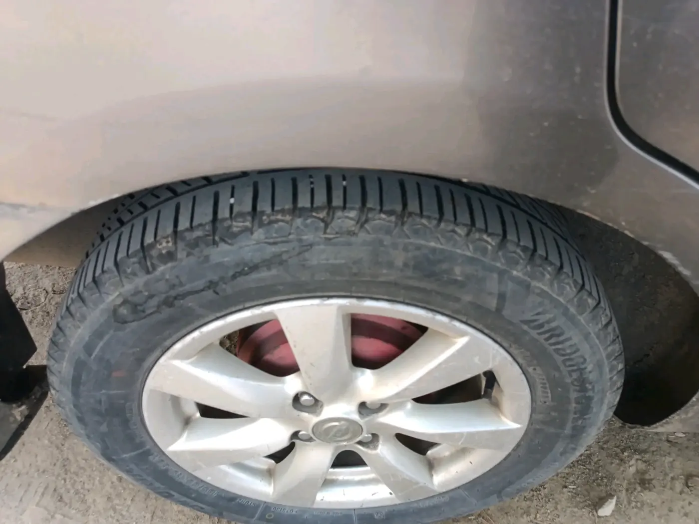 2013 Nissan Sunny XV DIESEL, Diesel, Manual, 1,35,284 km, tyre