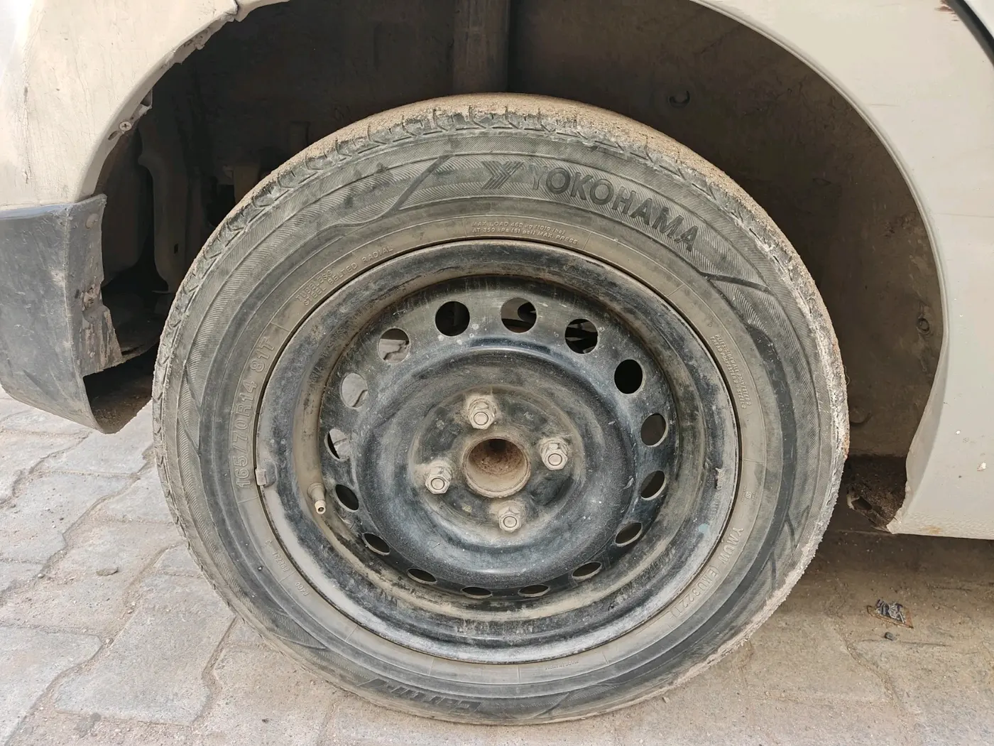 2017 Maruti Celerio VXI CNG, CNG, Manual, 1,37,000 km, tyre