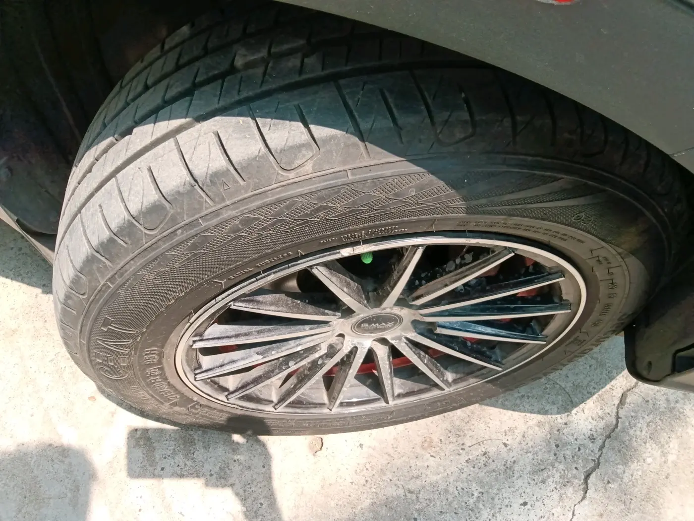 2022 Hyundai VENUE SX 1.0 TURBO IMT, Petrol, Manual, 70,819 km, tyre