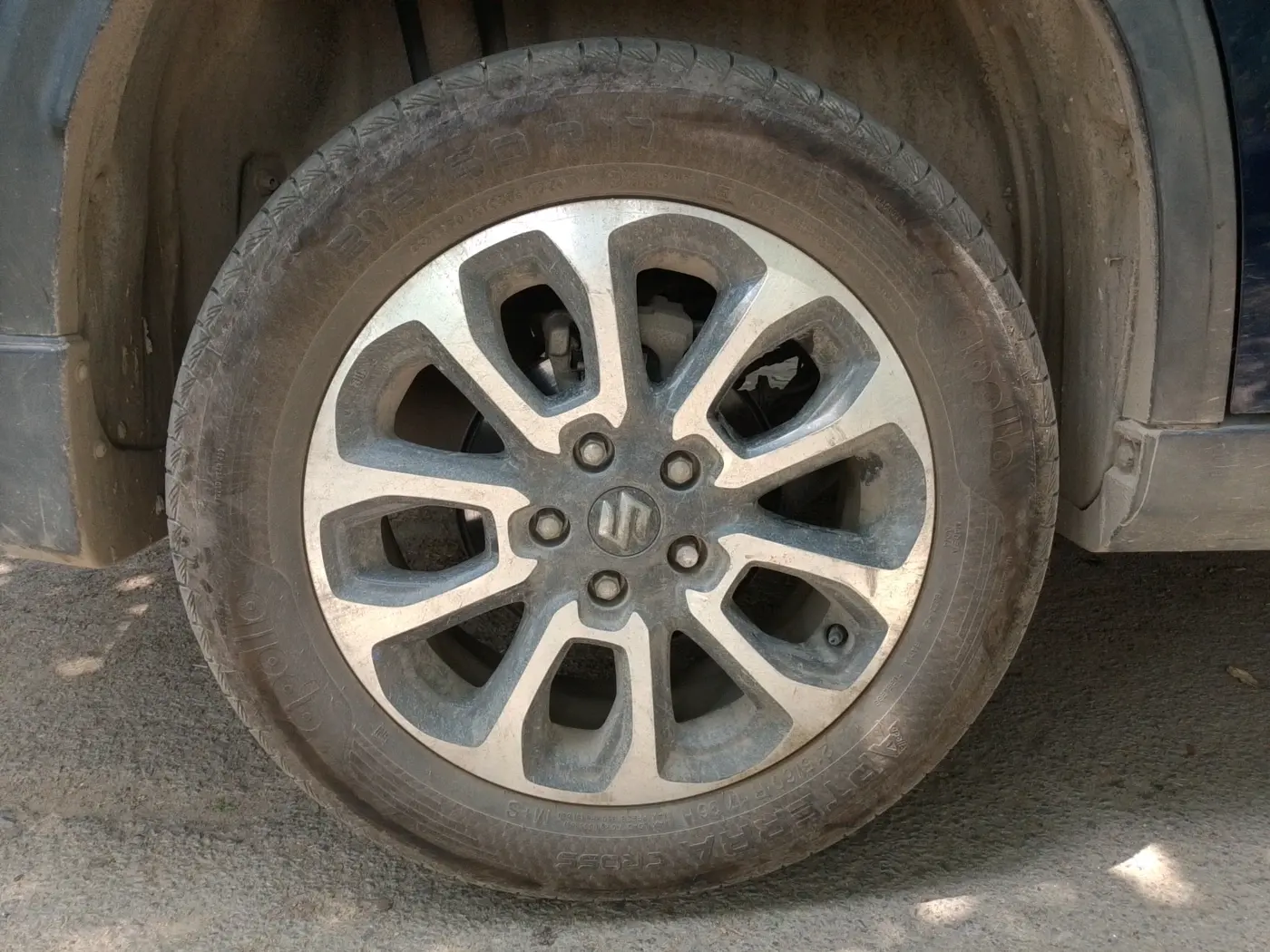 2024 Maruti Grand Vitara ZETA SMART HYBRID AT, Petrol, Automatic, 16,880 km, tyre