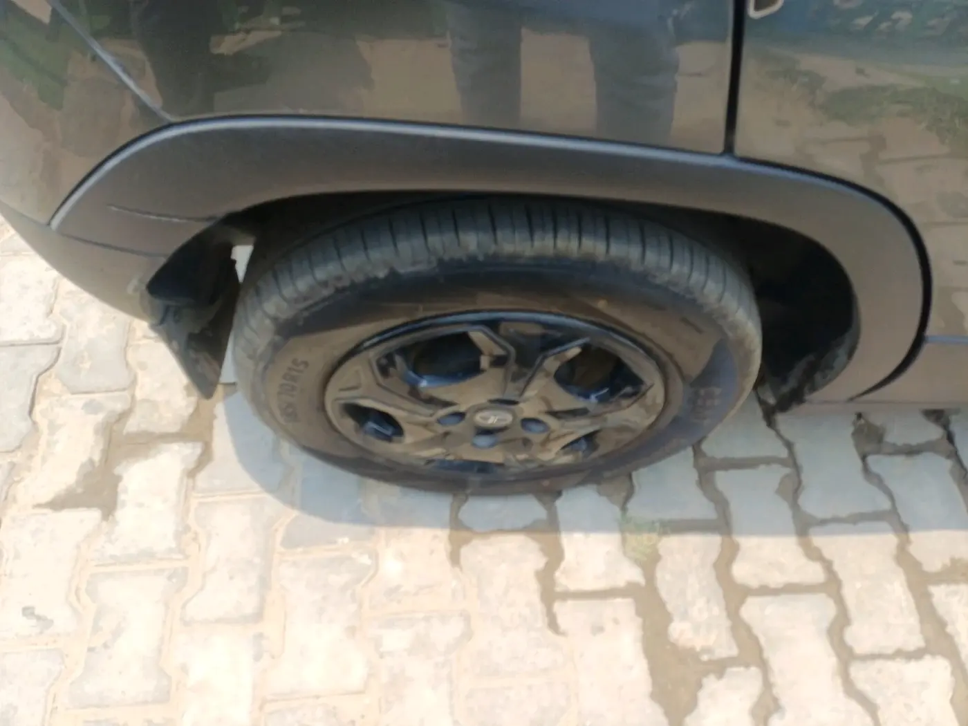 2023 Tata PUNCH ACCOMPLISHED MT CNG, CNG, Manual, 86,876 km, tyre