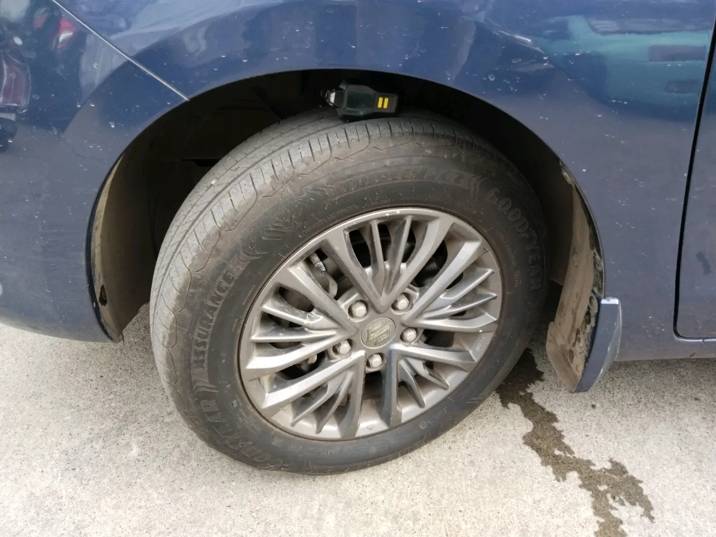 2019 Maruti Ertiga ZXI AT SHVS, Petrol, Automatic, 42,412 km, tyre
