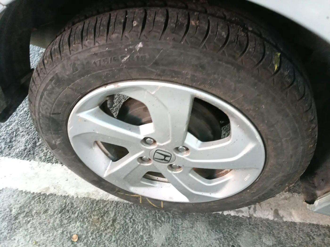 2016 Honda City 1.5L I-VTEC V MT, Petrol, Manual, 65,402 km, tyre