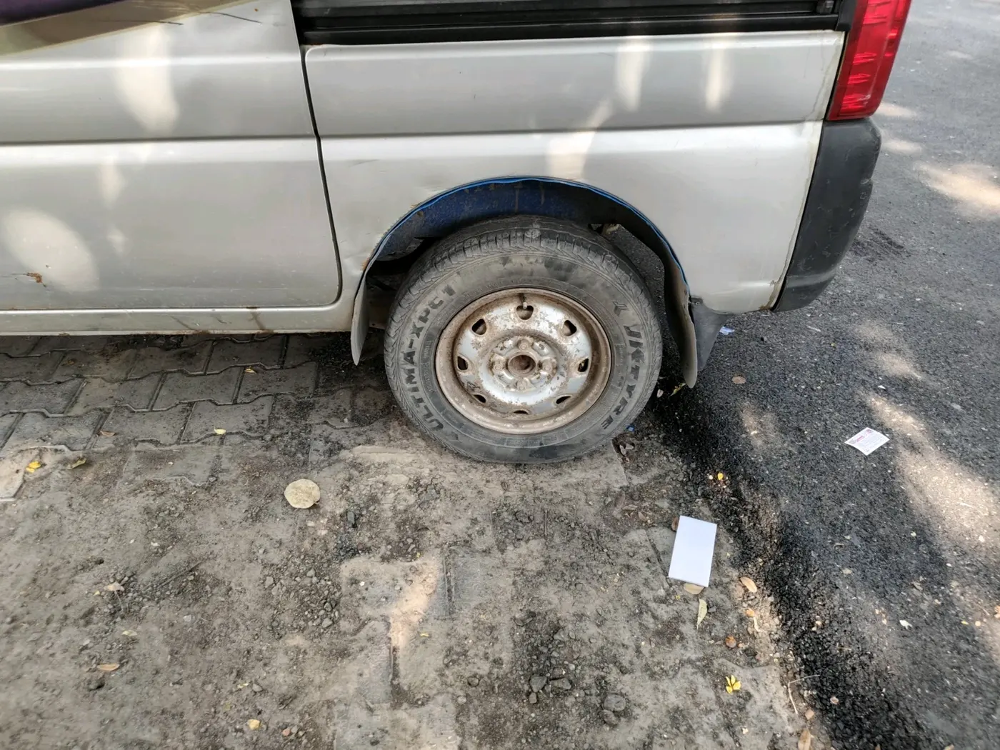 2016 Maruti Eeco 5 STR WITH A/C+HTR CNG, CNG, Manual, 74,981 km, tyre