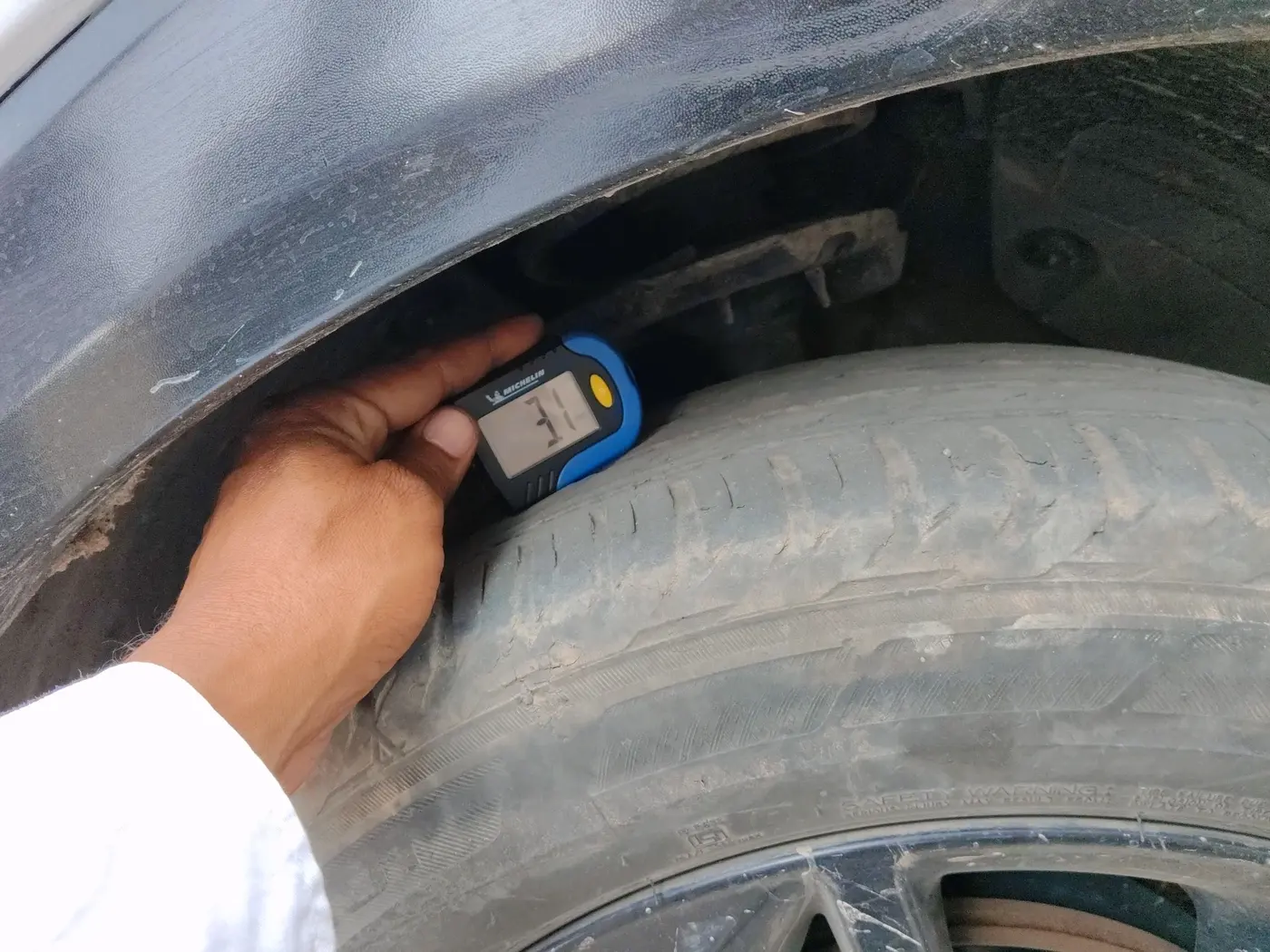 2017 Hyundai Tucson 2WD AT GL PETROL , Petrol, Automatic, 1,42,156 km, tyre
