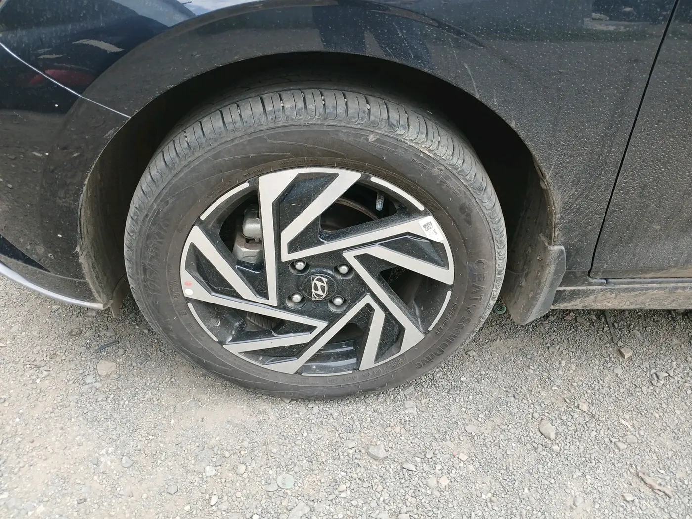 2025 Hyundai NEW I20 ASTA (O) 1.2 MT, Petrol, Manual, 7,403 km, tyre