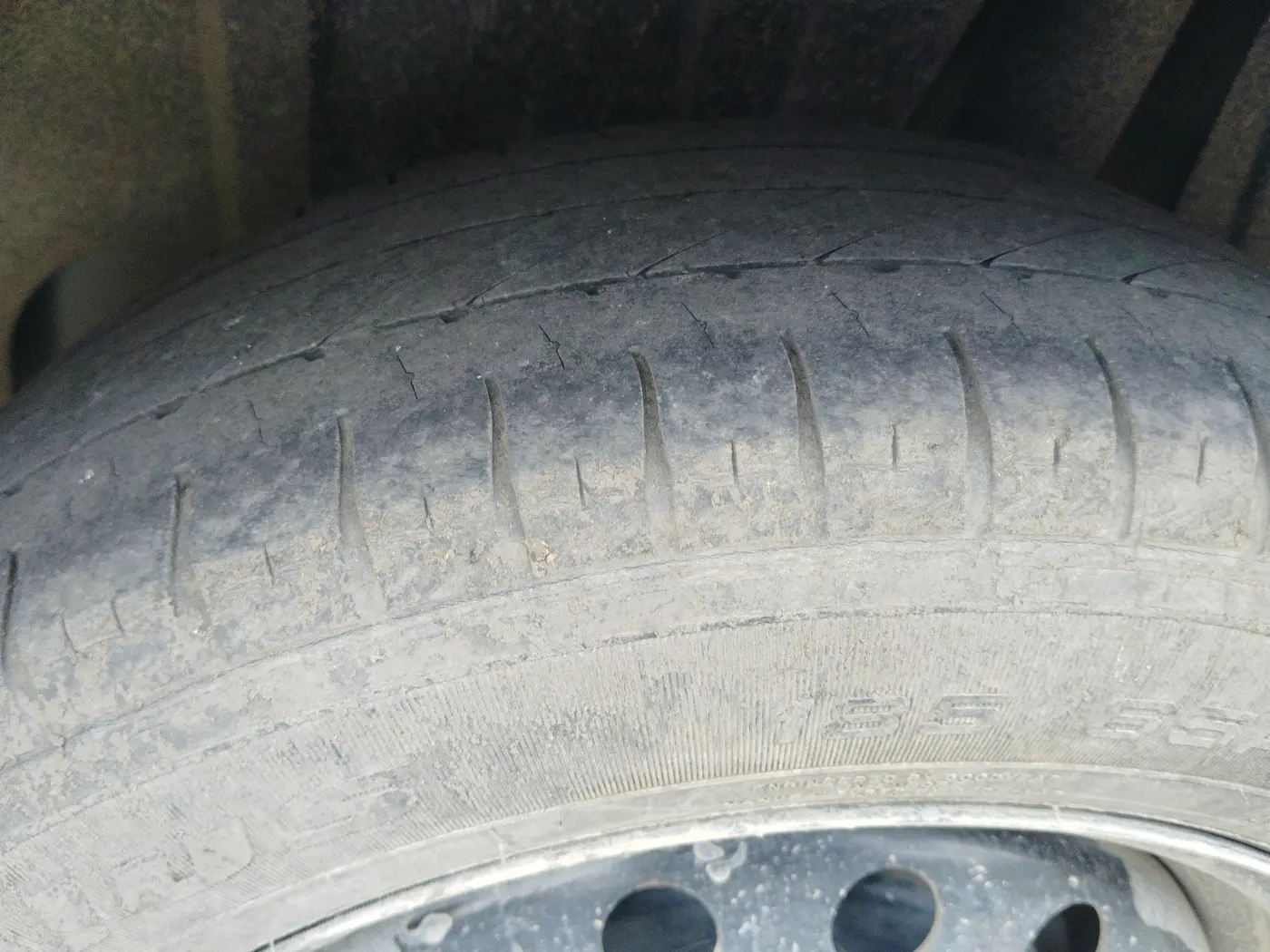 2020 Maruti XL6 ZETA MT, Petrol, Manual, 53,652 km, tyre
