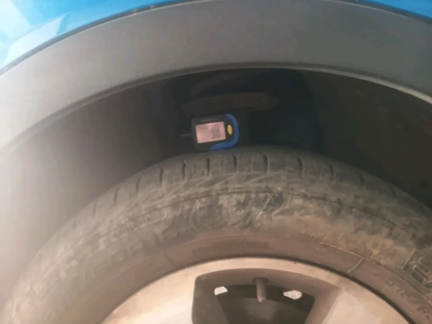 2018 Tata NEXON XZ PETROL, Petrol, Manual, 50,390 km, tyre