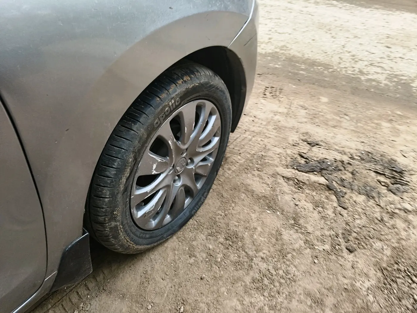 2018 Maruti Baleno ZETA PETROL 1.2, Petrol, Manual, 1,79,097 km, tyre