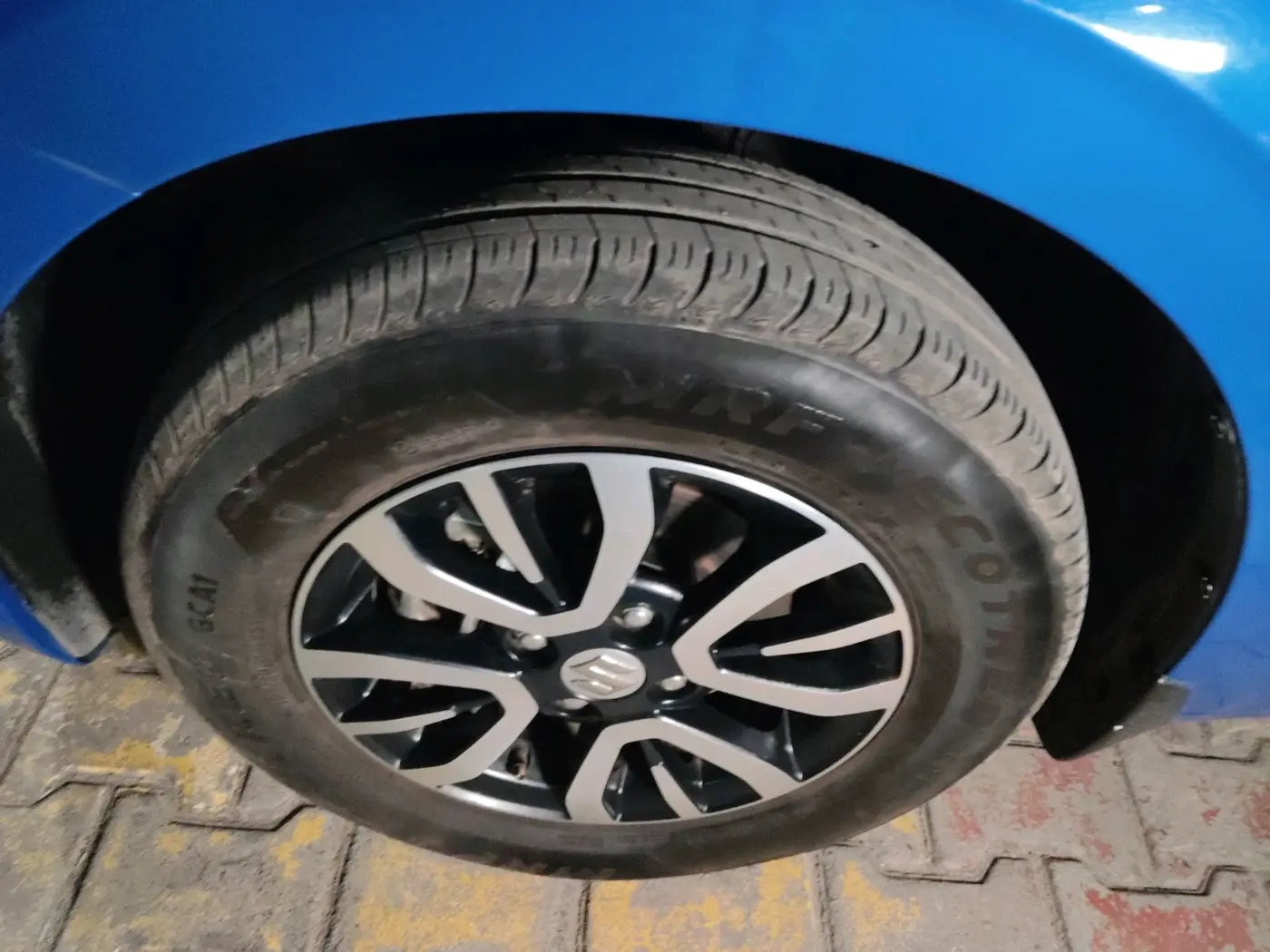 2024 Maruti Swift VXi, Petrol, Manual, 11,102 km, tyre