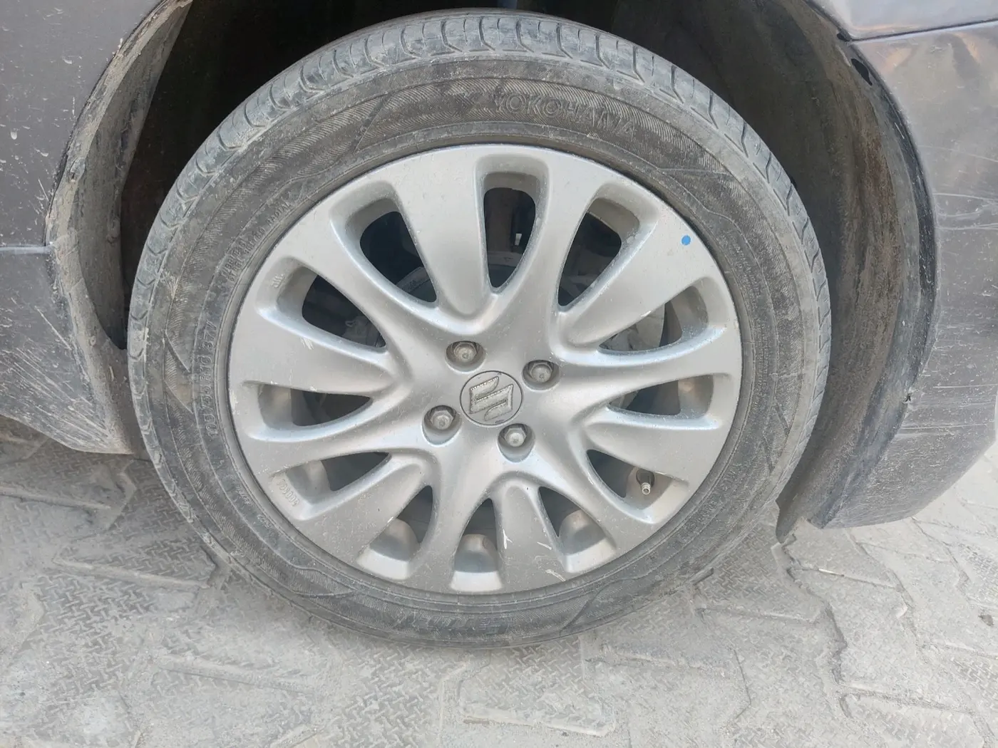 2016 Maruti Baleno ZETA PETROL 1.2, Petrol, Manual, 75,248 km, tyre