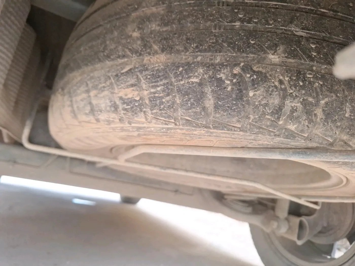 2017 Renault Duster RXS CVT, CNG, Automatic, 50,435 km, tyre