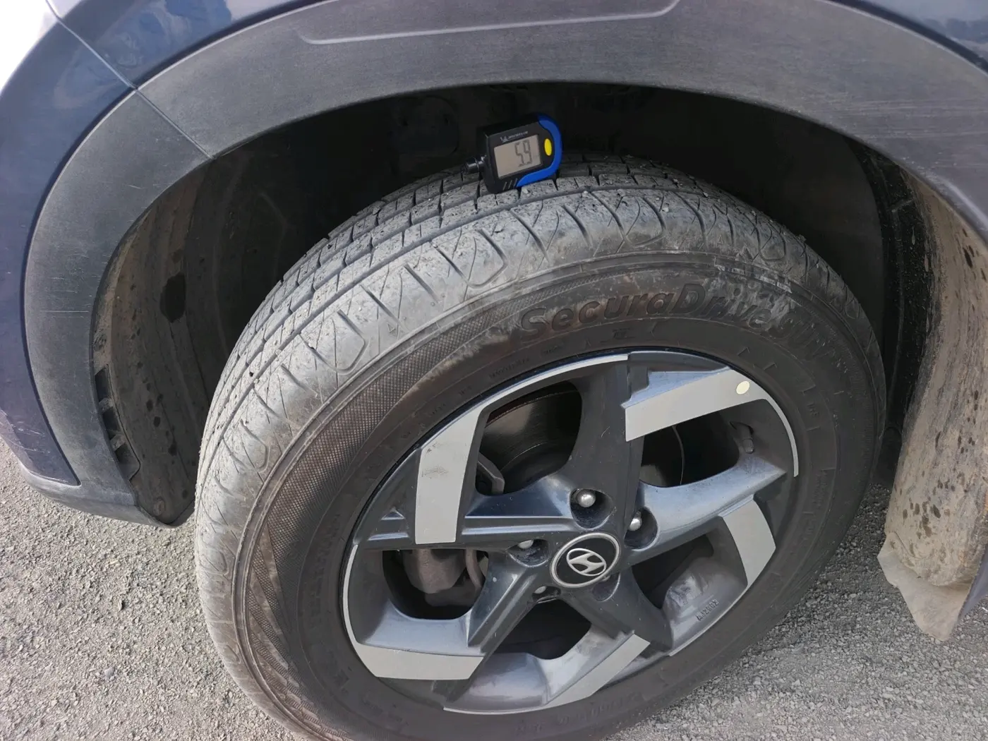2019 Hyundai VENUE SX 1.0 TURBO, Petrol, Manual, 64,214 km, tyre