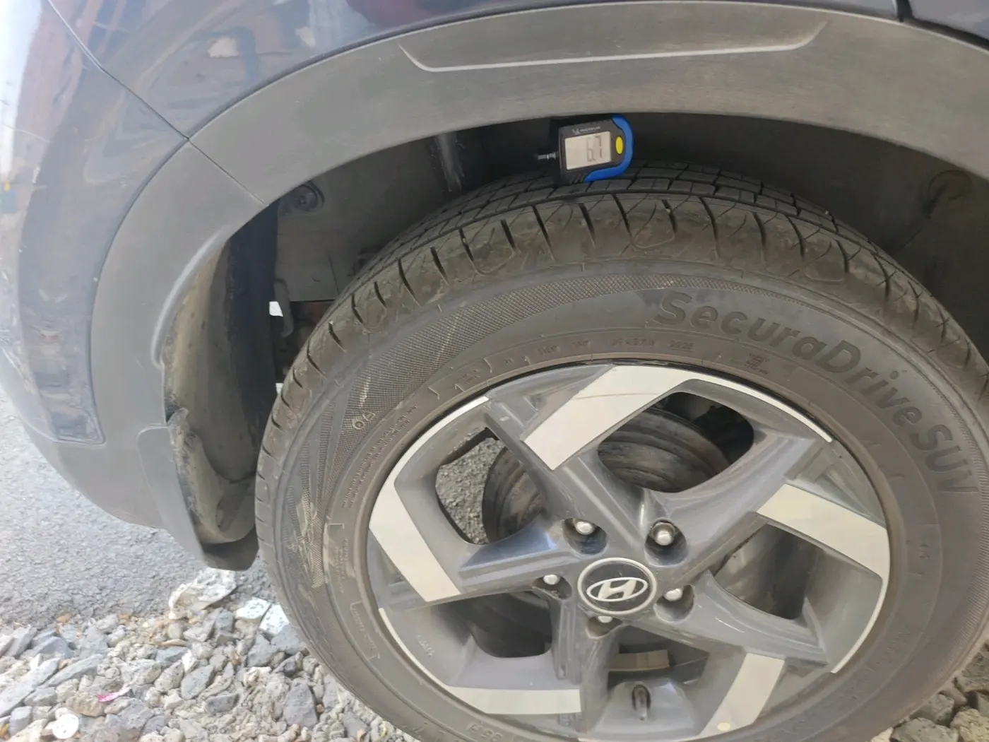 2019 Hyundai VENUE SX 1.0 TURBO, Petrol, Manual, 64,214 km, tyre