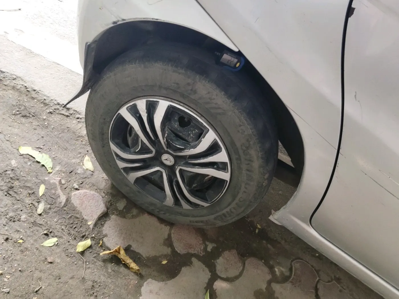 2016 Tata Indica EV2 LS, Diesel, Manual, 36,090 km, tyre
