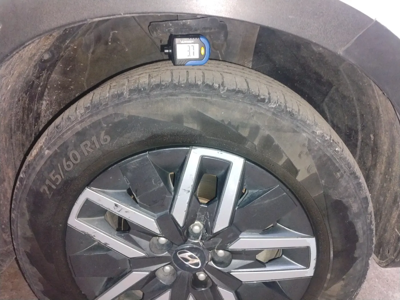 2022 Hyundai VENUE SX 1.0 TURBO IMT, Petrol, Manual, 51,136 km, tyre