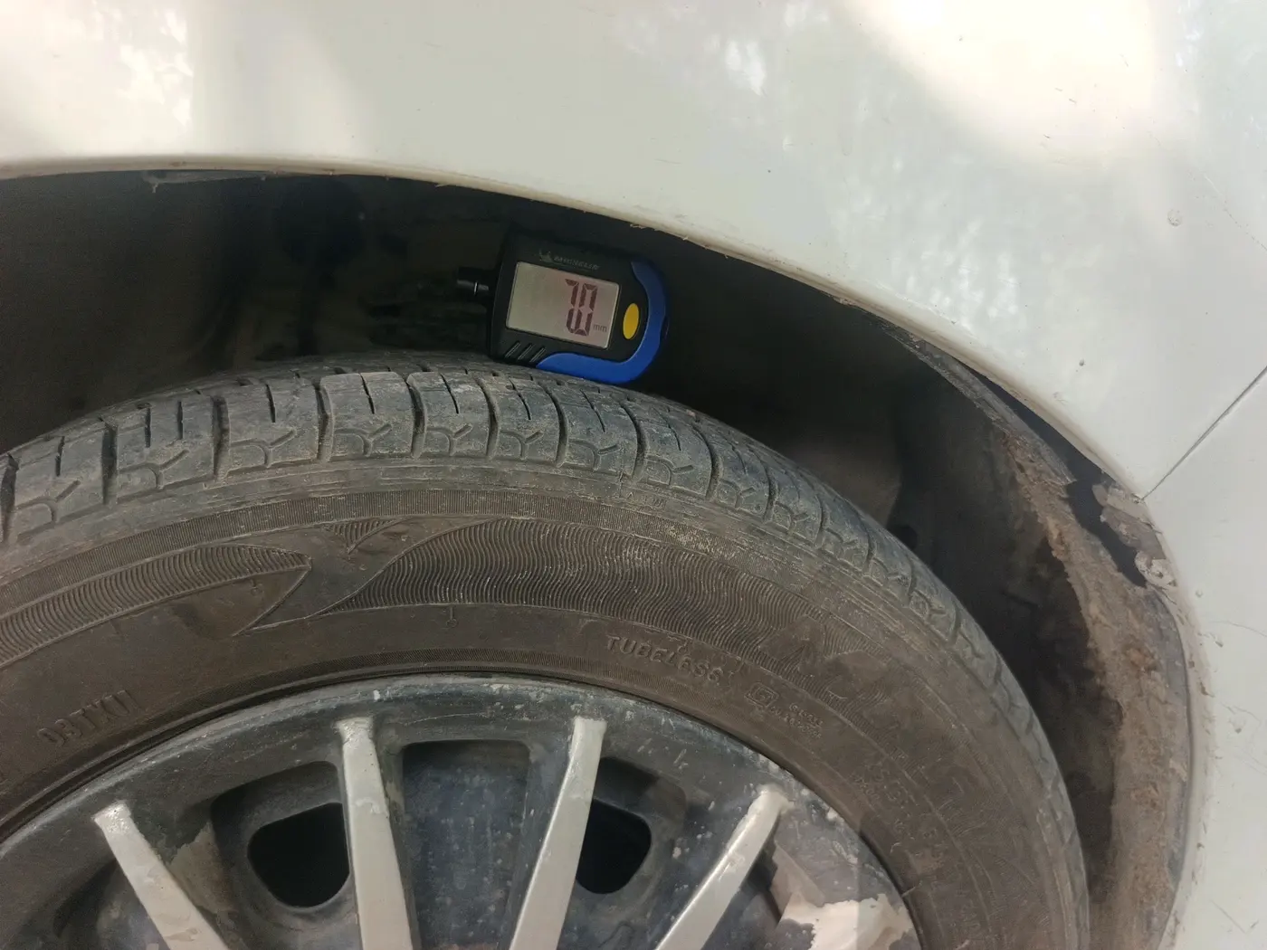 2017 Maruti Alto K10 VXI (O) AMT, Petrol, Automatic, 50,302 km, tyre