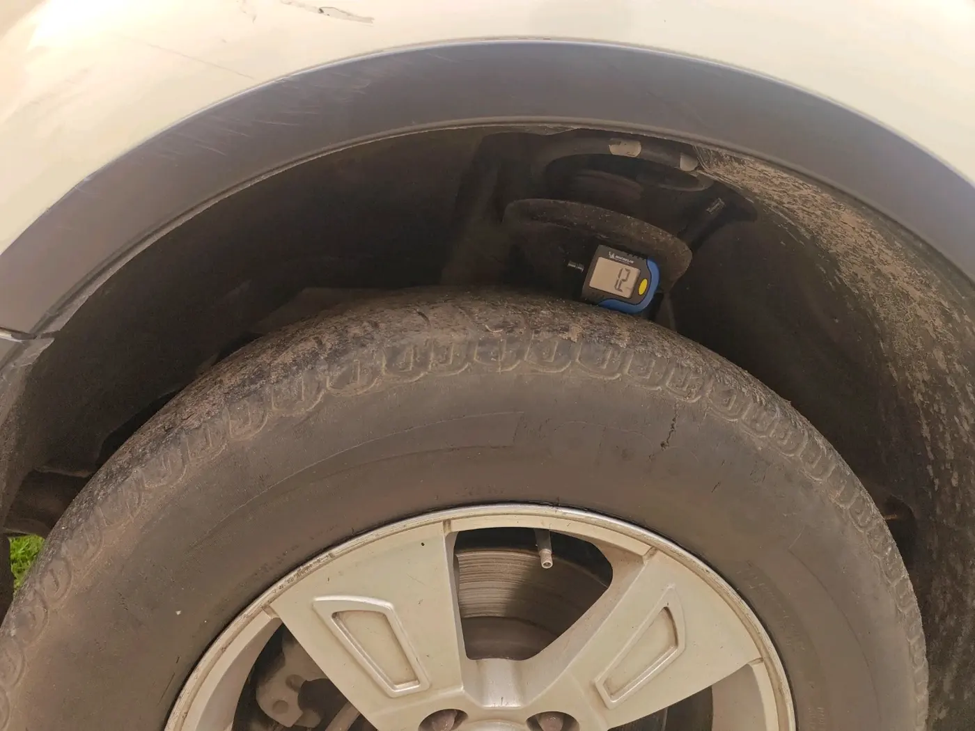 2012 Mahindra XUV500 W8, Diesel, Manual, 1,26,052 km, tyre