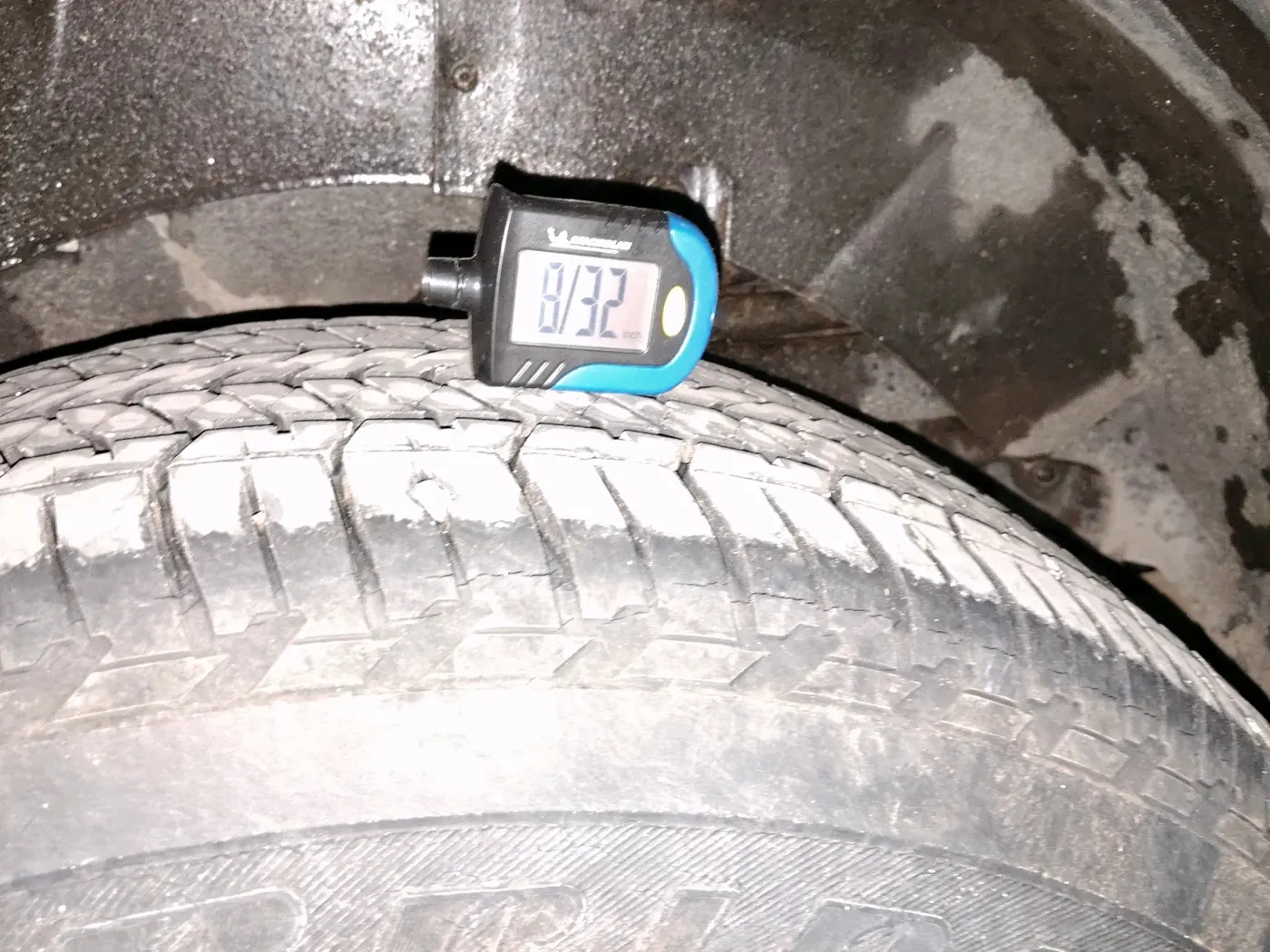 2012 Mahindra XUV500 W8, Diesel, Manual, 75,236 km, tyre