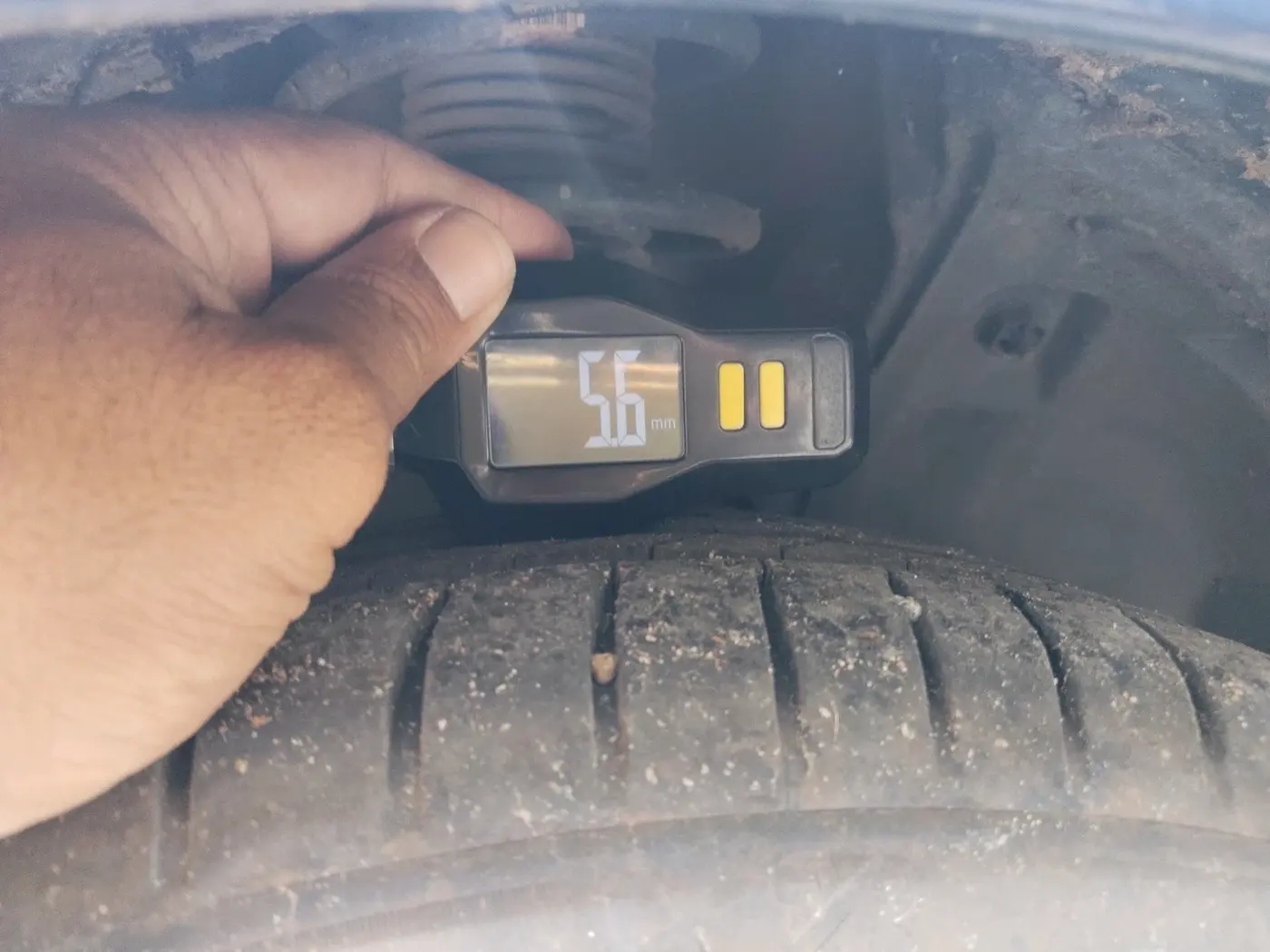 2023 Tata ALTROZ XZ PETROL, Petrol, Manual, 61,239 km, tyre