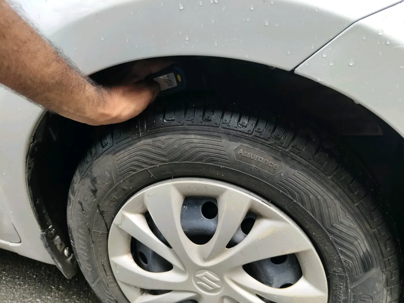2020 Maruti Swift VXI, Petrol, Manual, 92,919 km, tyre