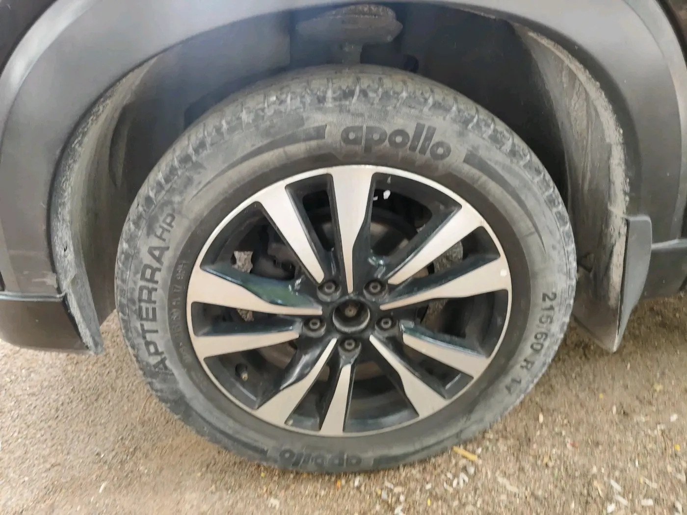 2019 Nissan Kicks XV 1.5, Petrol, Manual, 63,950 km, tyre