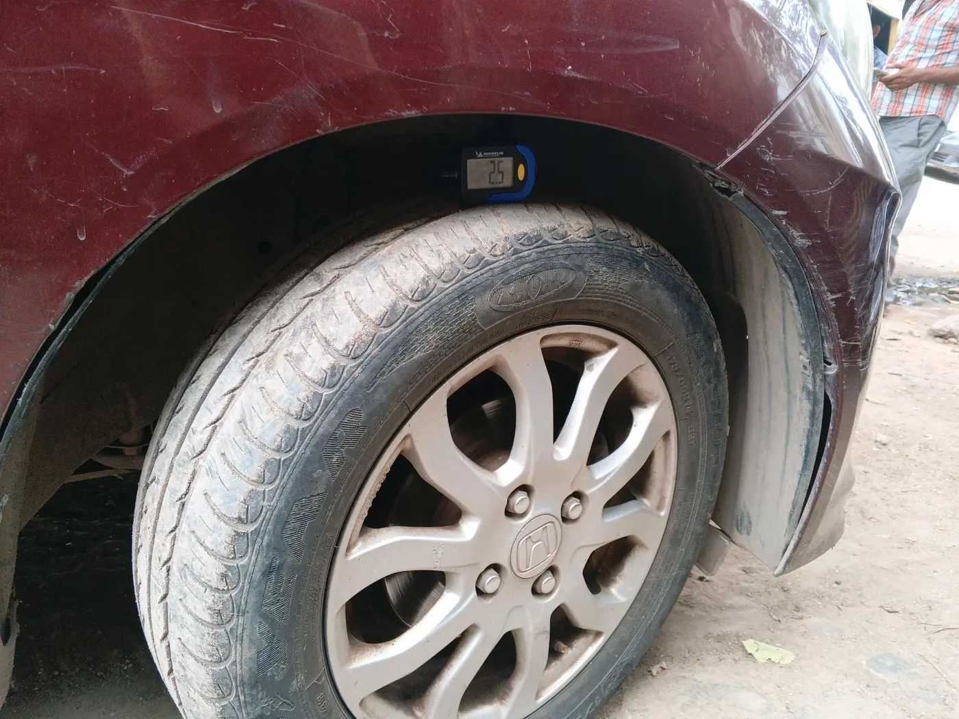 2013 Honda Amaze 1.2L I-VTEC VX, Petrol, Manual, 89,467 km, tyre
