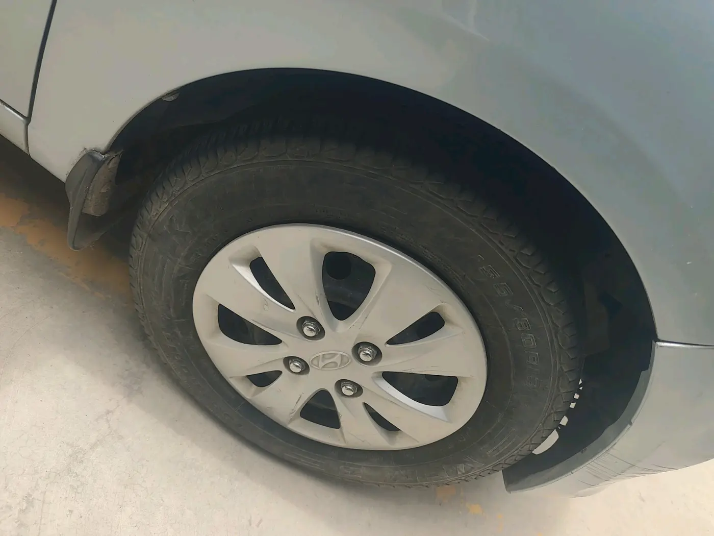 2012 Hyundai i10 SPORTZ 1.2 AT, Petrol, Automatic, 54,112 km, tyre