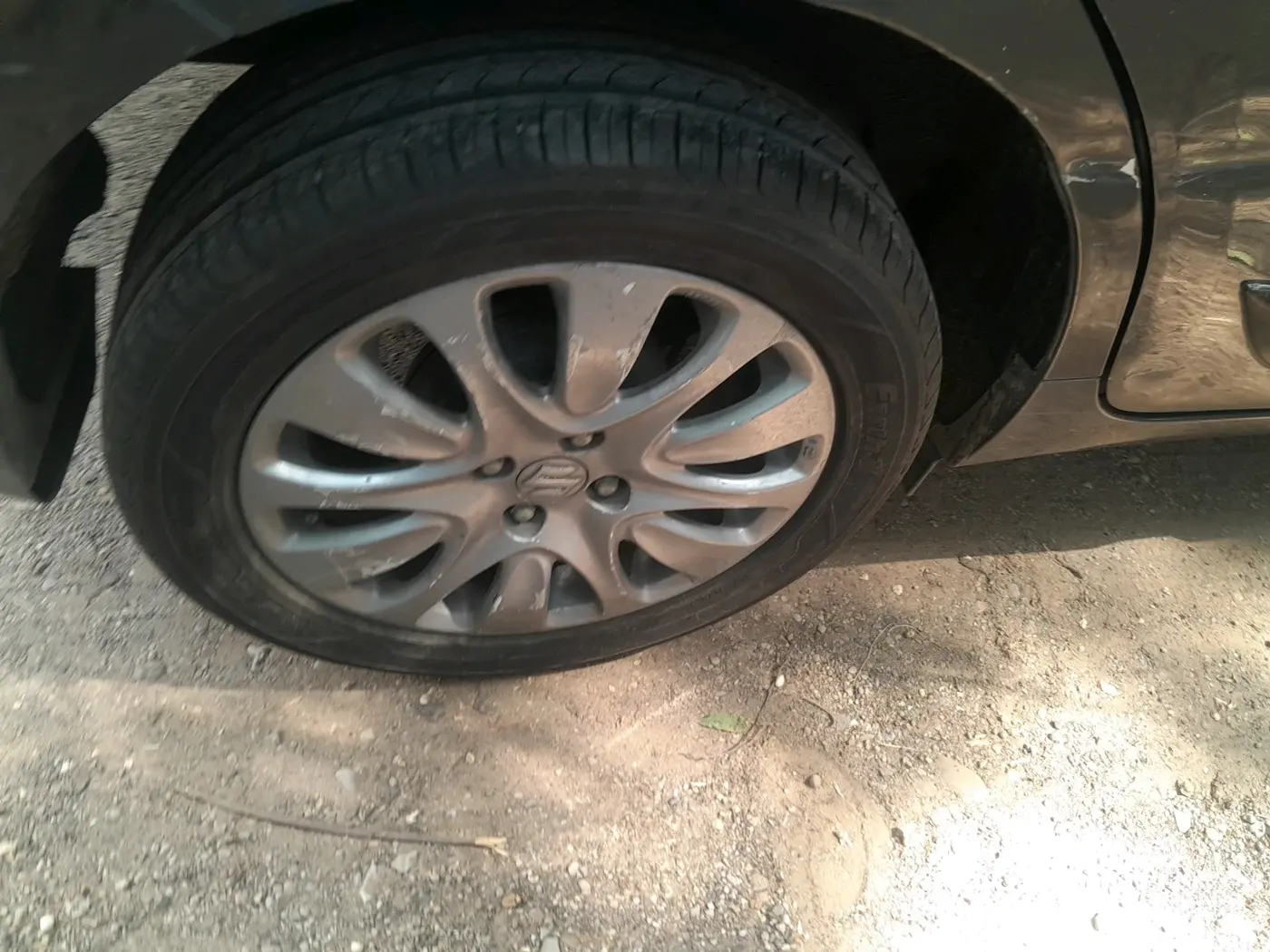 2018 Maruti Baleno ZETA PETROL 1.2, Petrol, Manual, 1,36,686 km, tyre