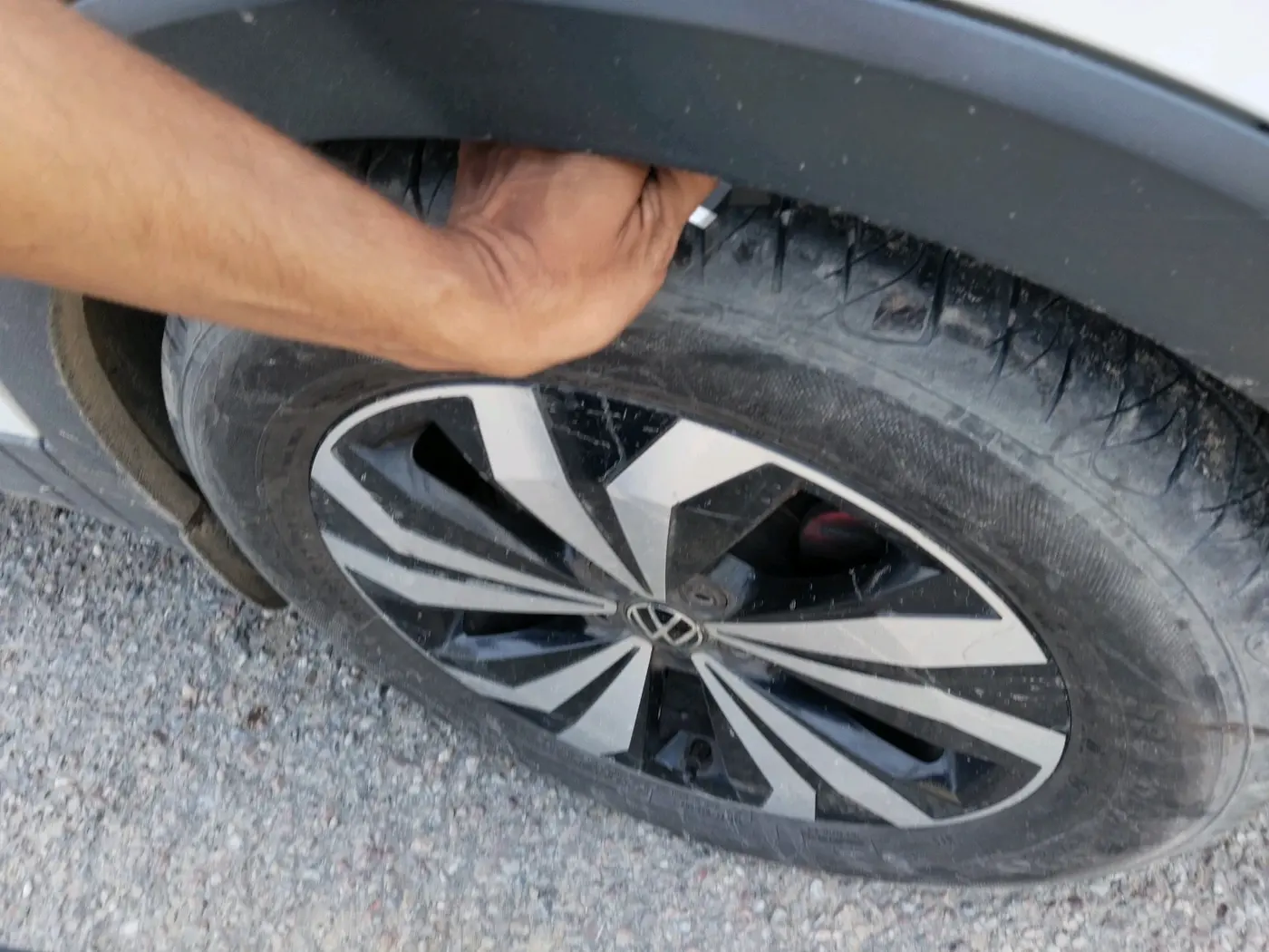2022 Volkswagen TAIGUN GT PLUS 1.5 TSI DSG, Petrol, Automatic, 90,360 km, tyre