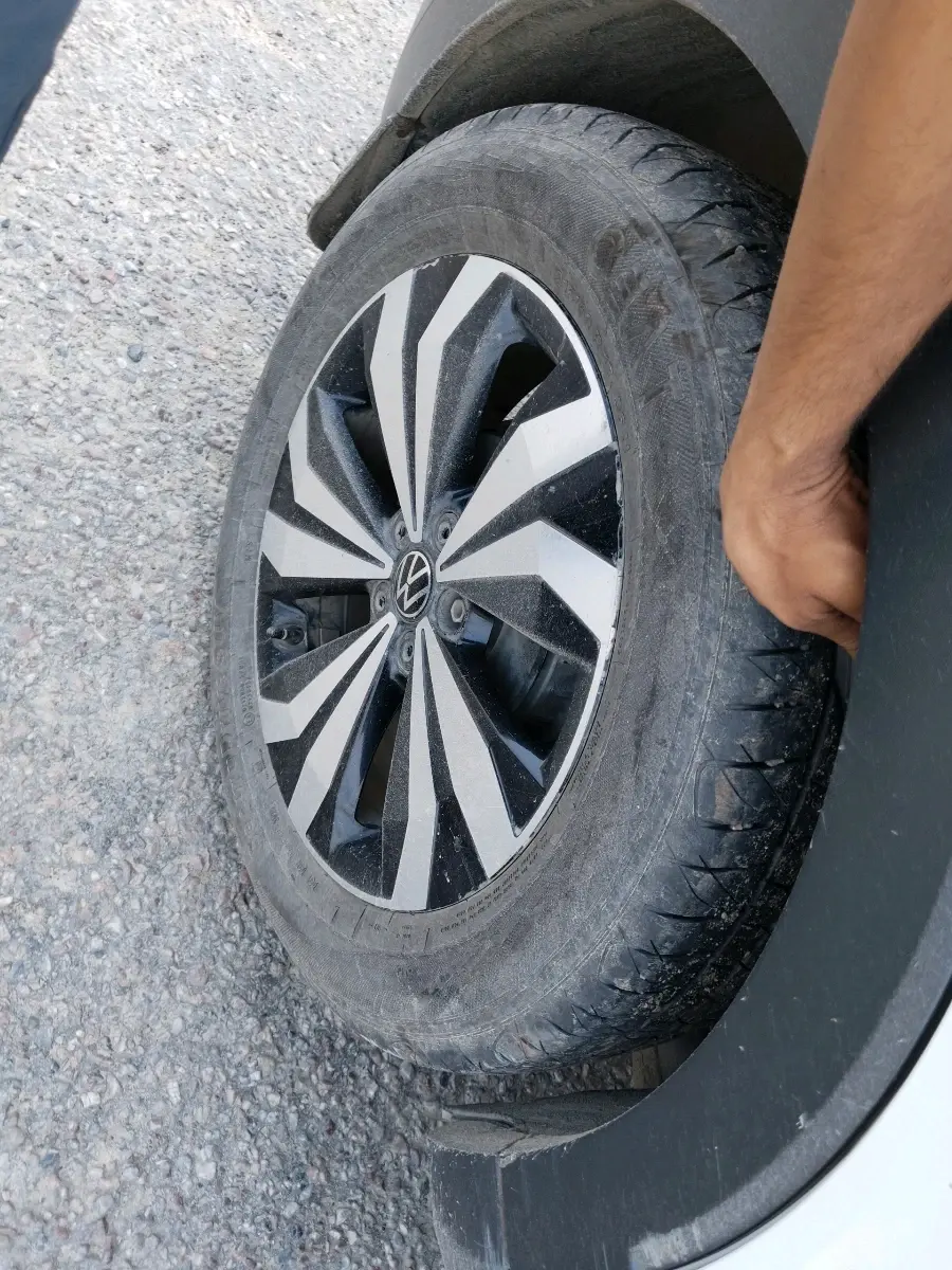 2022 Volkswagen TAIGUN GT PLUS 1.5 TSI DSG, Petrol, Automatic, 90,360 km, tyre