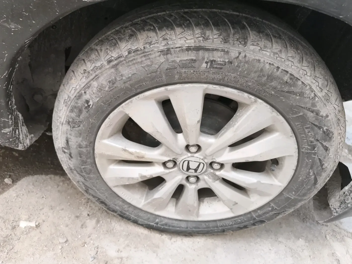 2013 Honda City 1.5L I-VTEC V AT, Petrol, Automatic, 1,55,202 km, tyre