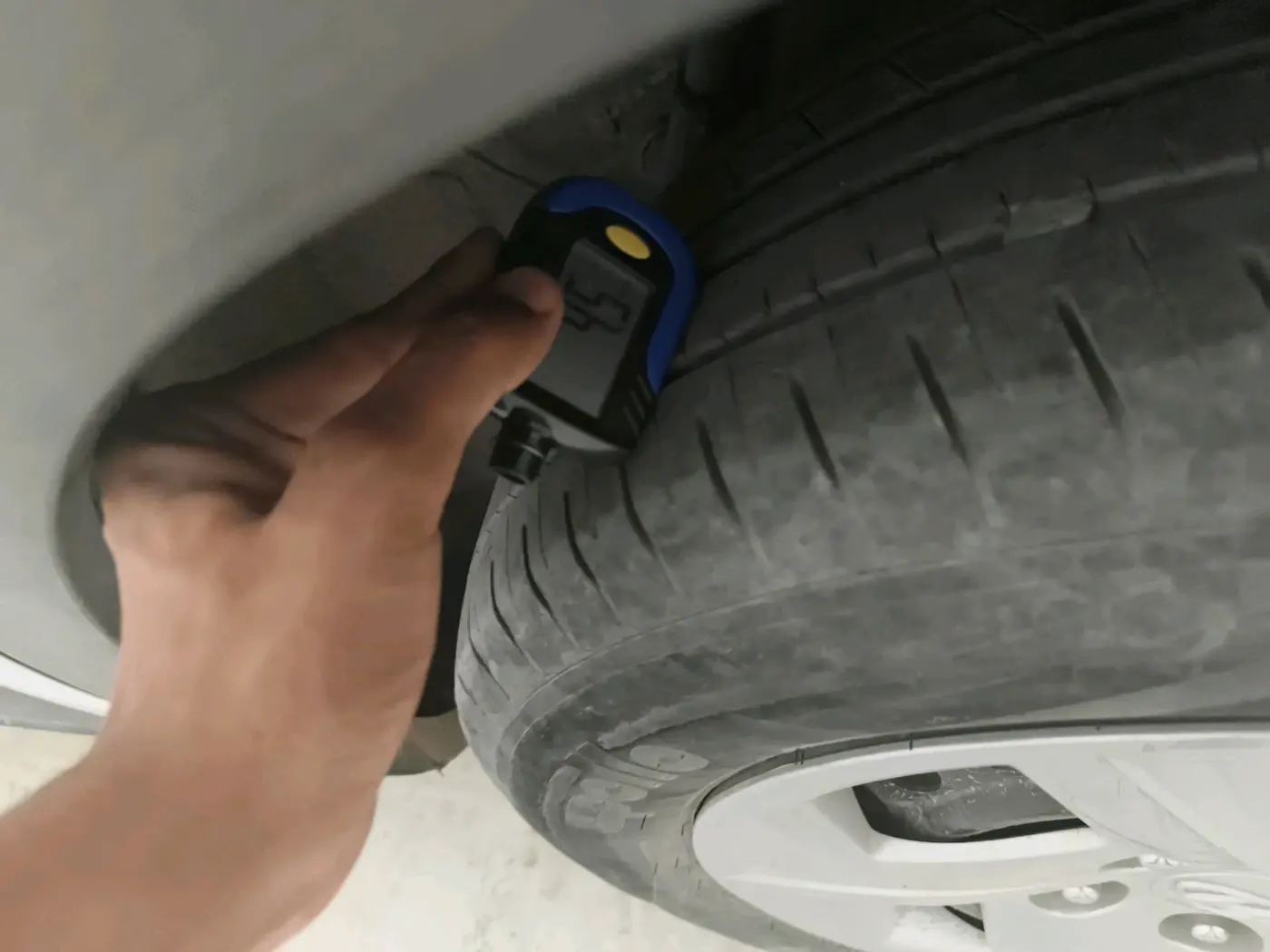 2022 Hyundai VENUE SX 1.2 PETROL, Petrol, Manual, 50,528 km, tyre