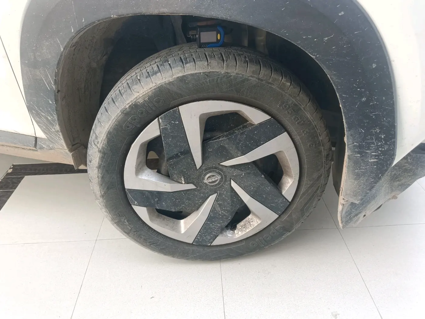 2021 Nissan MAGNITE XL TURBO CVT, Petrol, Automatic, 75,749 km, tyre