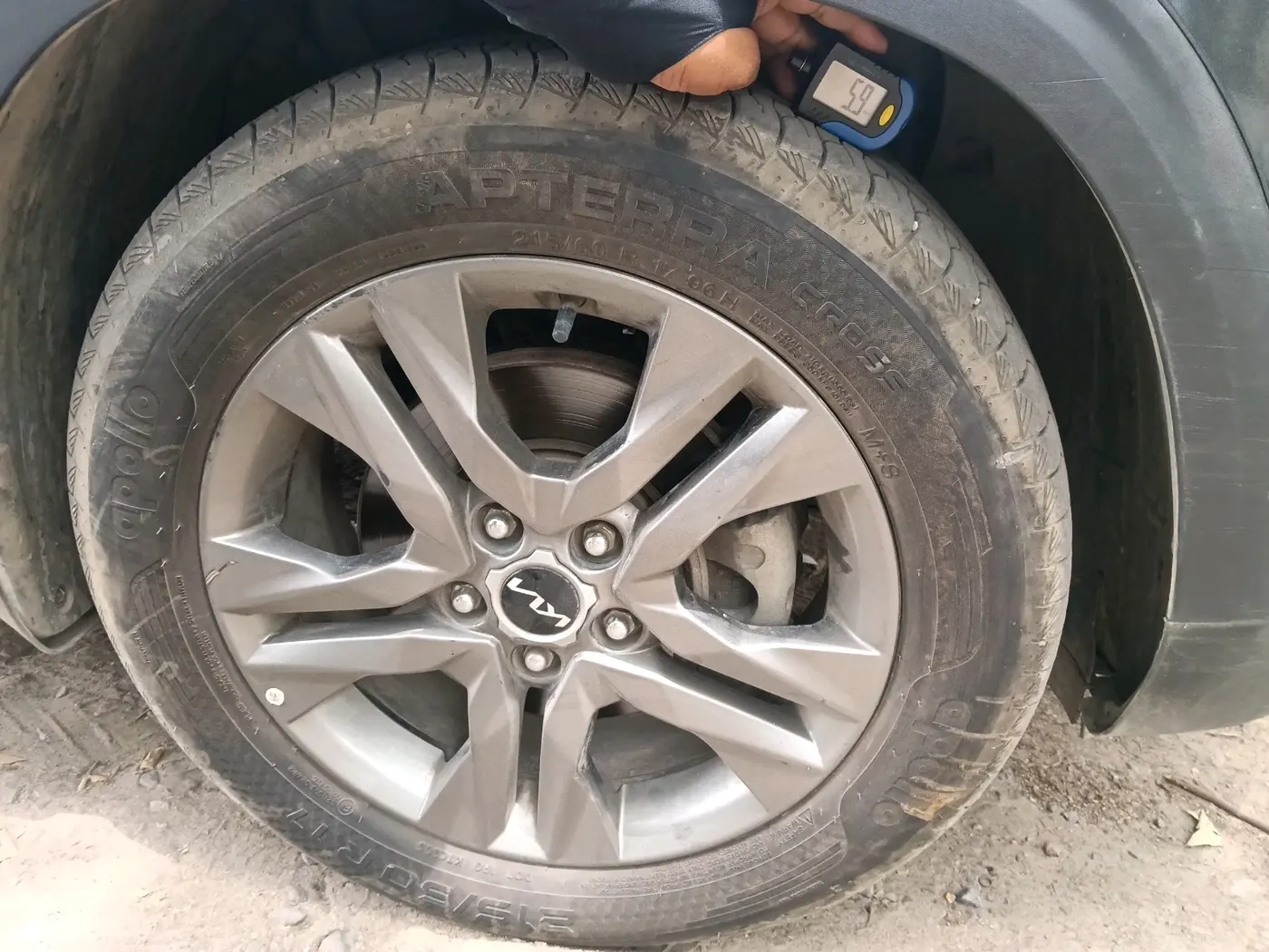 2022 KIA SELTOS HTX 1.5 PETROL, Petrol, Manual, 78,000 km, tyre