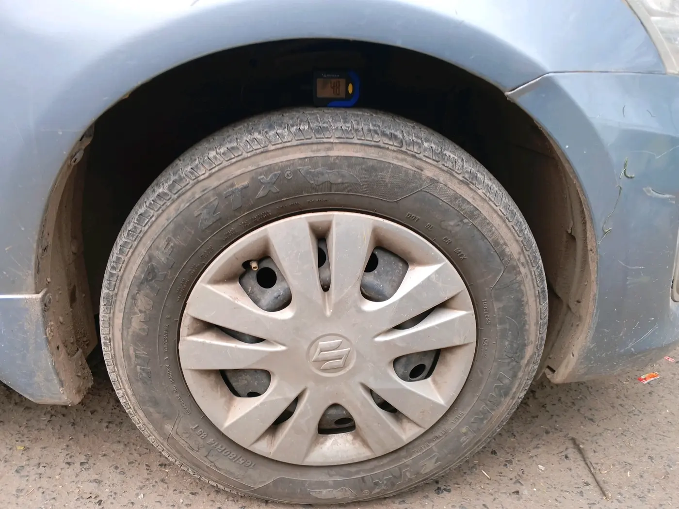 2013 Maruti Swift Dzire VXI, Petrol, Manual, 48,582 km, tyre