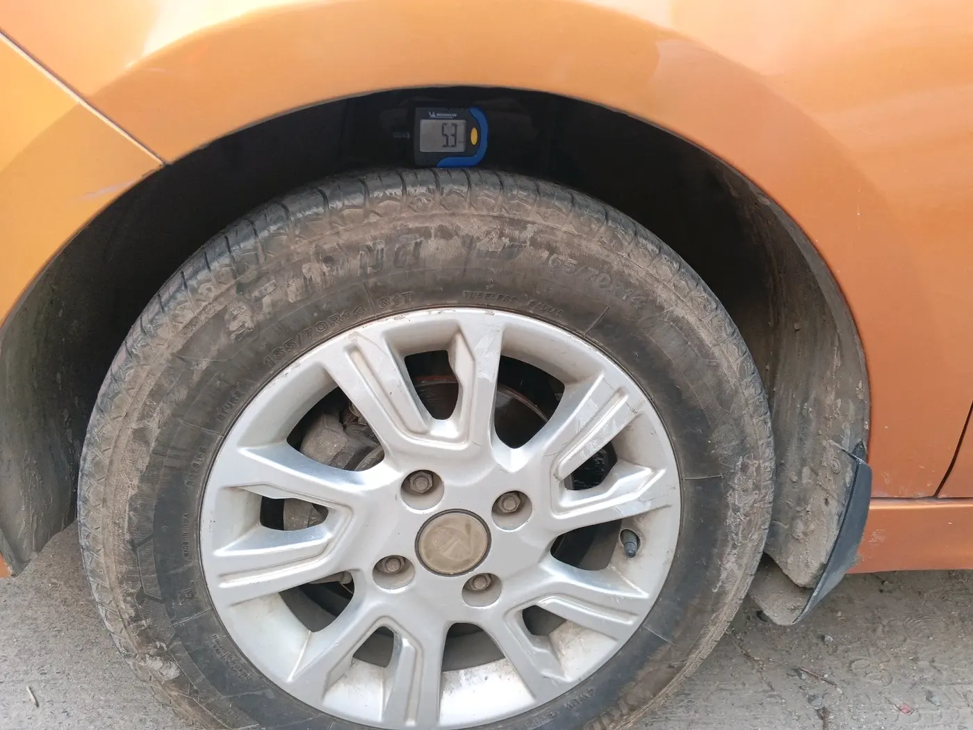 2018 Tata Tiago XZA PETROL, Petrol, Automatic, 70,498 km, tyre