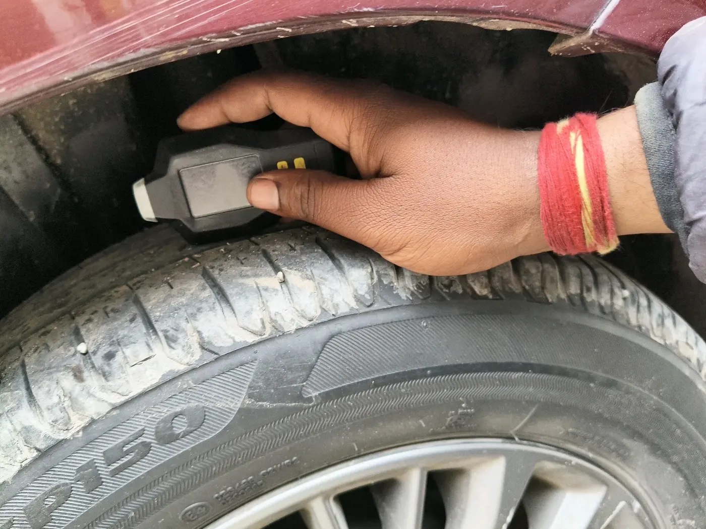 2021 Maruti Ertiga ZXI SHVS, Petrol, Manual, 24,250 km, tyre