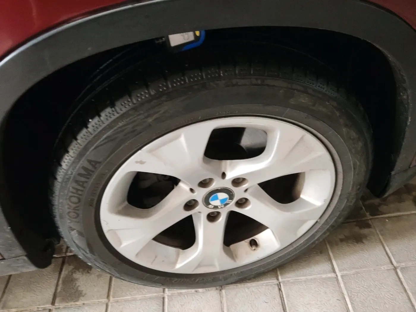 2011 BMW X1 sDrive20d, Diesel, Automatic, 99,877 km, tyre