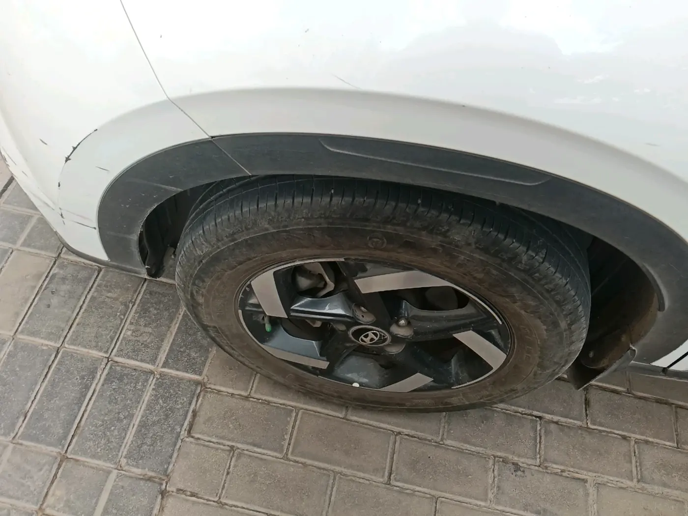 2019 Hyundai VENUE SX(O) 1.4 CRDI, Diesel, Manual, 68,878 km, tyre