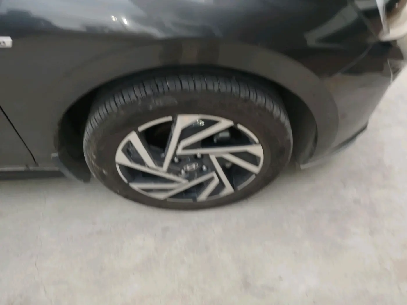 2024 Hyundai NEW I20 ASTA (O) 1.2 IVT, Petrol, Automatic, 19,457 km, tyre