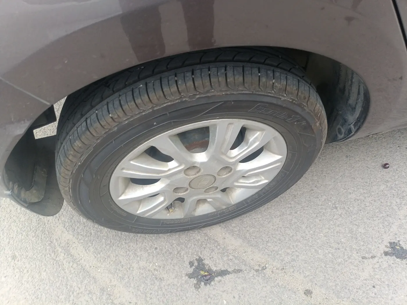 2018 Tata Tiago XZ PETROL, Petrol, Manual, 43,158 km, tyre