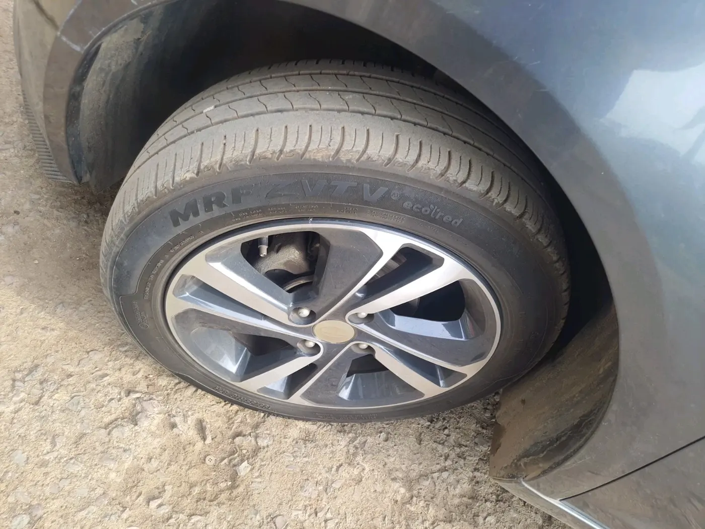 2022 Tata ALTROZ XZ PLUS PETROL, Petrol, Manual, 32,086 km, tyre