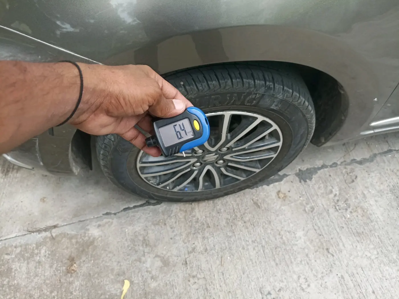 2018 Maruti Dzire ZDI PLUS AMT, Diesel, Automatic, 79,802 km, tyre