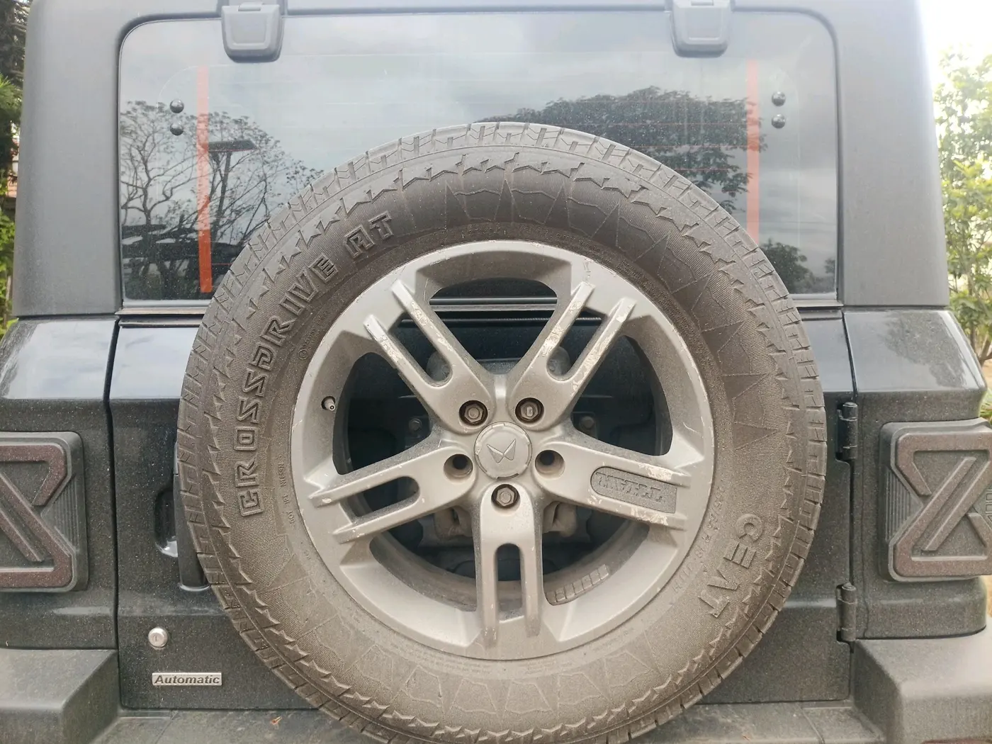 2022 Mahindra Thar LX D AT 4WD HT, Diesel, Automatic, 81,818 km, tyre