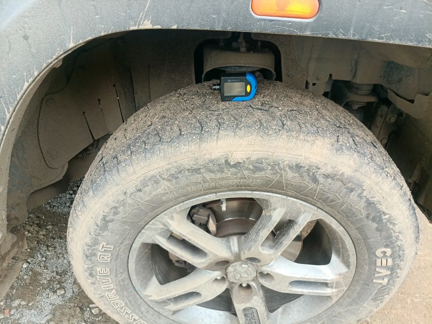 2022 Mahindra Thar LX D AT 4WD HT, Diesel, Automatic, 81,818 km, tyre