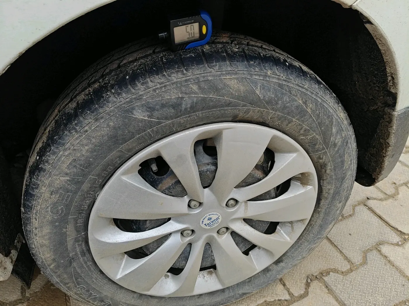 2018 Maruti Baleno DELTA PETROL 1.2, Petrol, Manual, 1,06,946 km, tyre